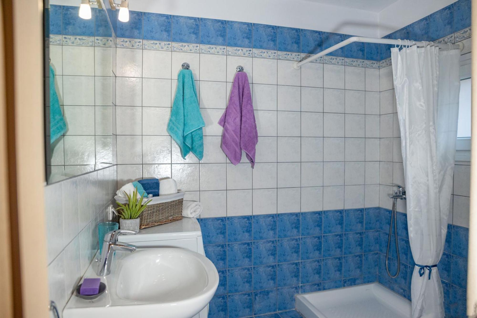 Solari Hill Maisonette Two Private Parking Alepou Bagian luar foto