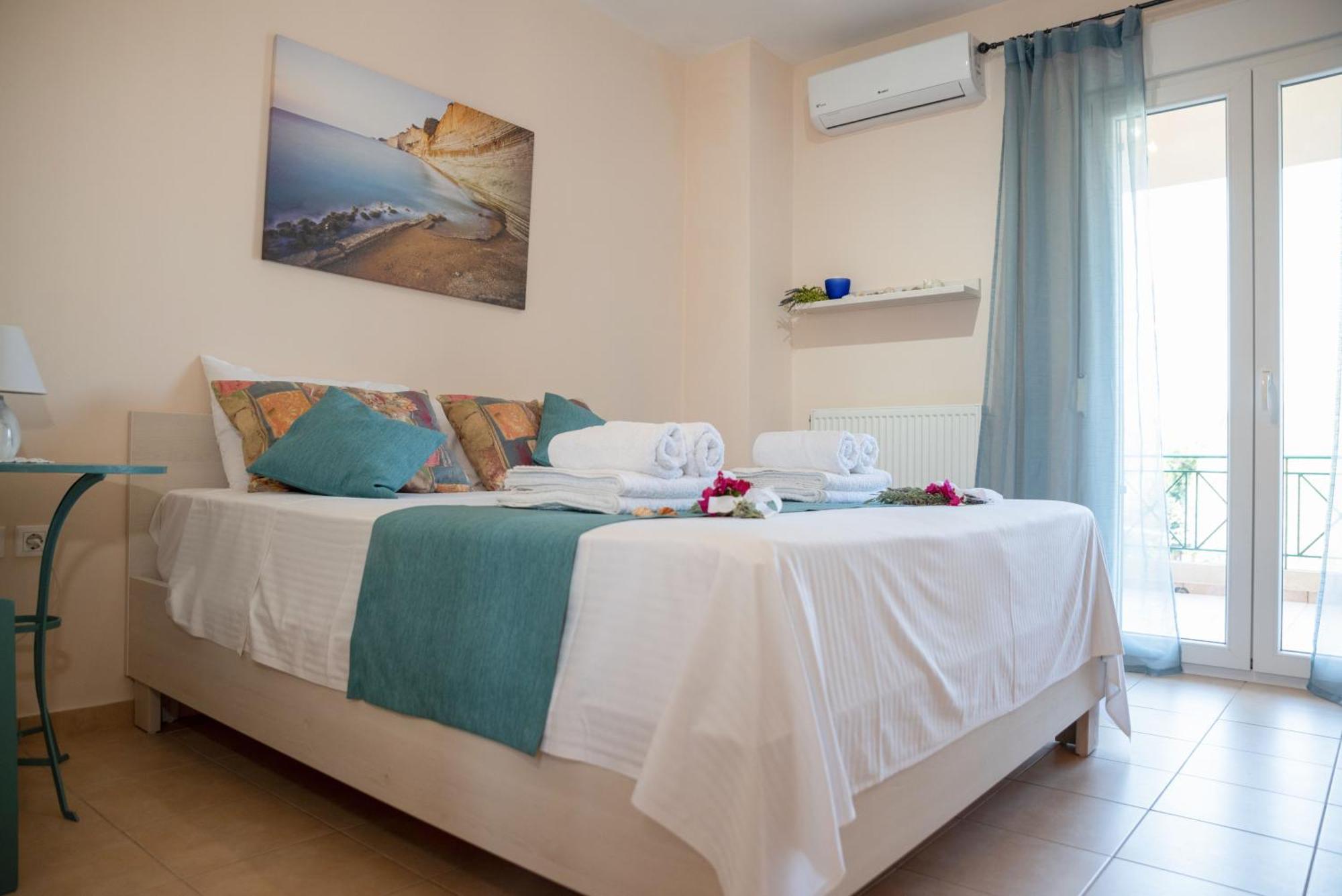 Solari Hill Maisonette Two Private Parking Alepou Bagian luar foto