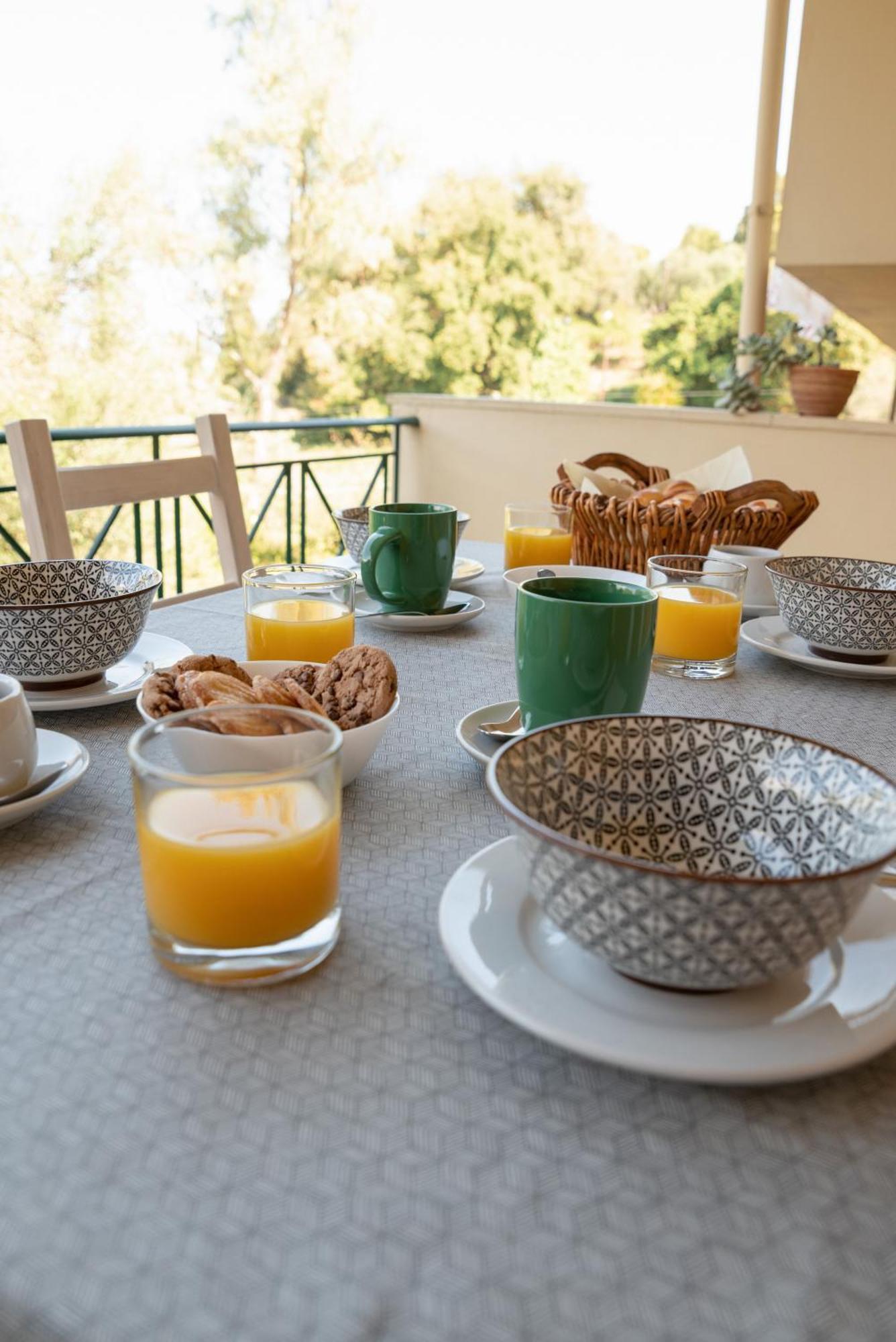 Solari Hill Maisonette Two Private Parking Alepou Bagian luar foto