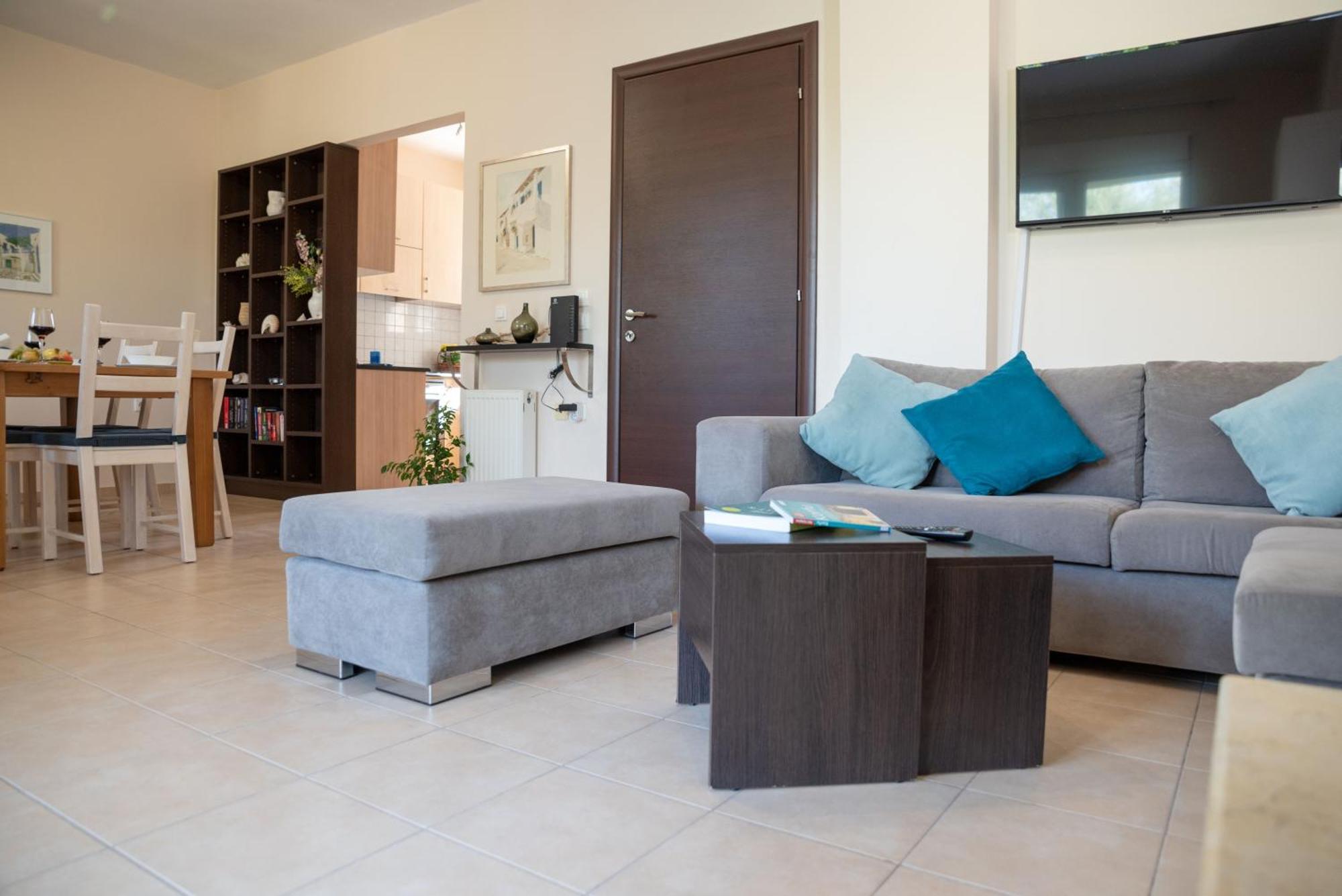 Solari Hill Maisonette Two Private Parking Alepou Bagian luar foto