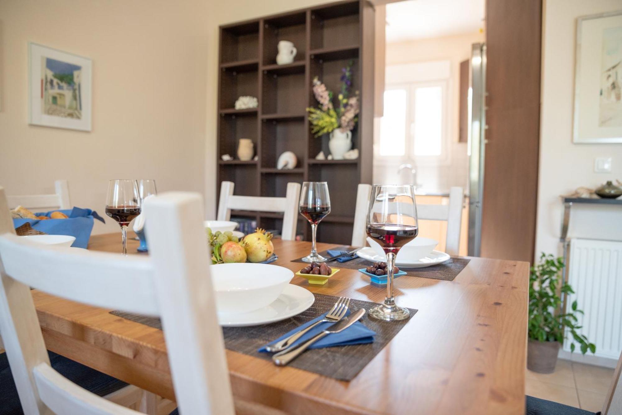 Solari Hill Maisonette Two Private Parking Alepou Bagian luar foto